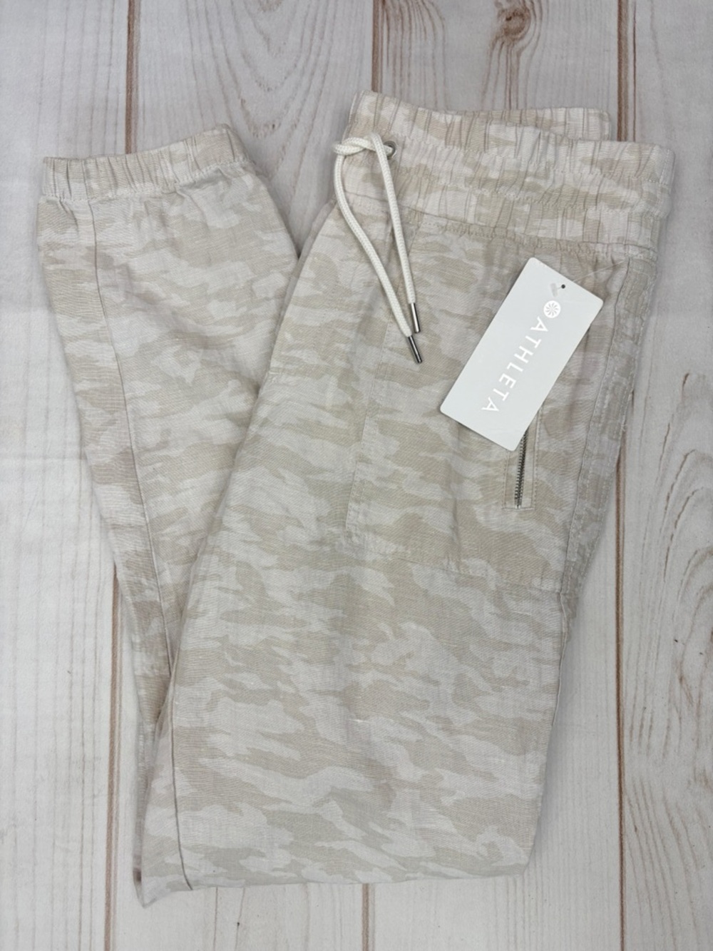 NWT Athleta Cabo Tide Linen Jogger Neutral Camo Sz 6 Tall - Picture 2 of 15